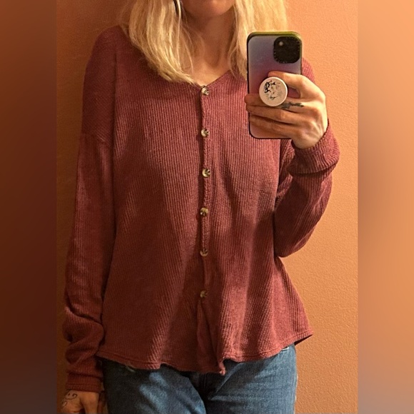 MUDD Oversized Burgundy Button Down - Picture 7 of 15